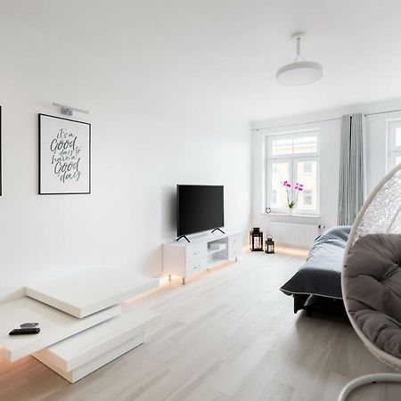 Lajsnij Sobie Apartment ポズナン エクステリア 写真